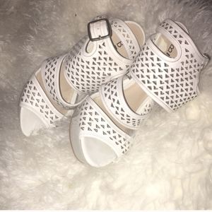 Bakers Sz 11 New Platform White Sandal
